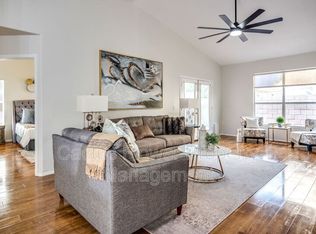 1872 W Springfield Way, Chandler, AZ 85286