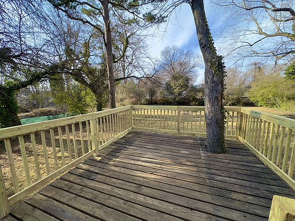 Rear deck