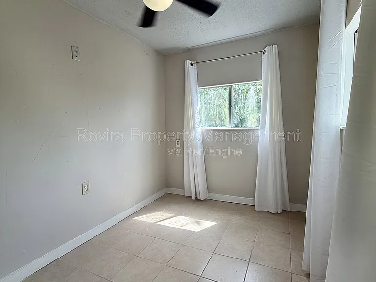 19451 NW 5th Ct — Photo 11