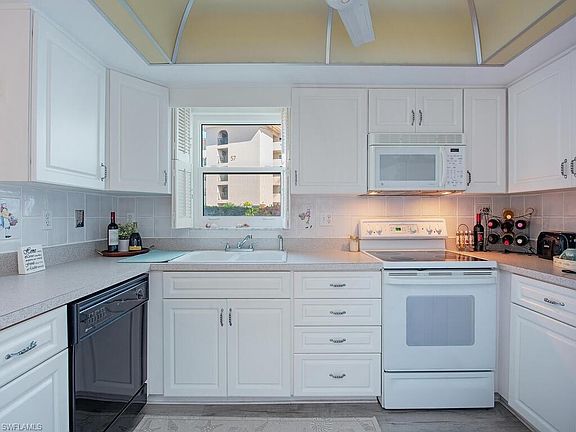 5th image of 53 High Point CIR W #101