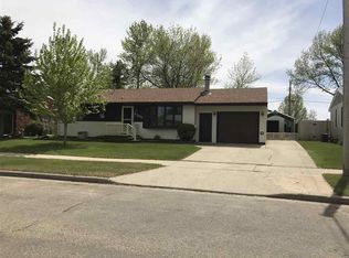 2309 Blake Rd, Minot, ND 58703