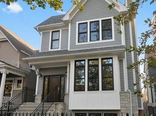 2113 W Waveland Ave #2, Chicago, IL 60618