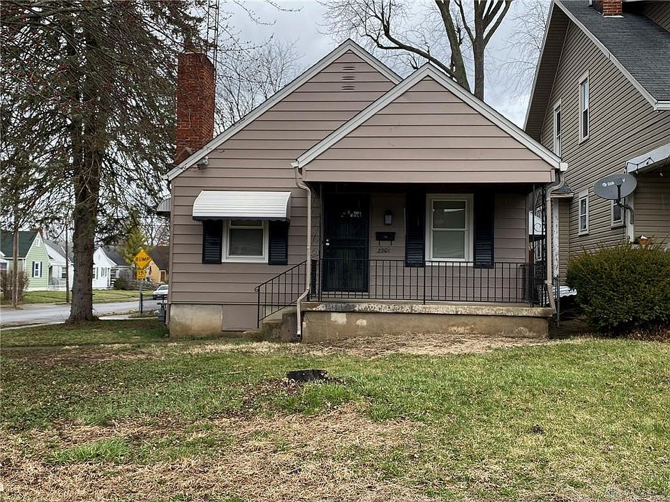 1st image of 3501 E 5th St