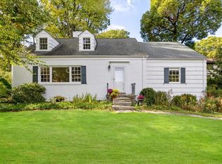 307 Old Colony Rd, Hartsdale, NY 10530