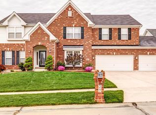 27 Clear Meadows Ct, O'Fallon, MO