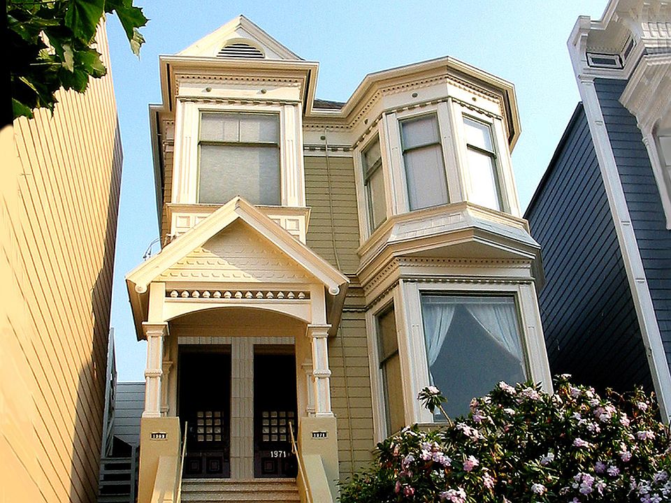 1st image of 1971 Green St #D