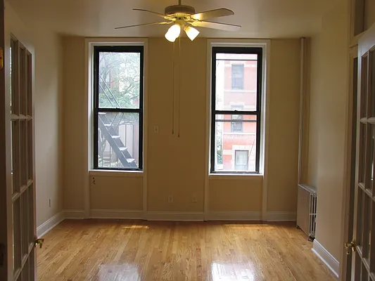 Rented by Rapid Realty Cobble Hill | media 16