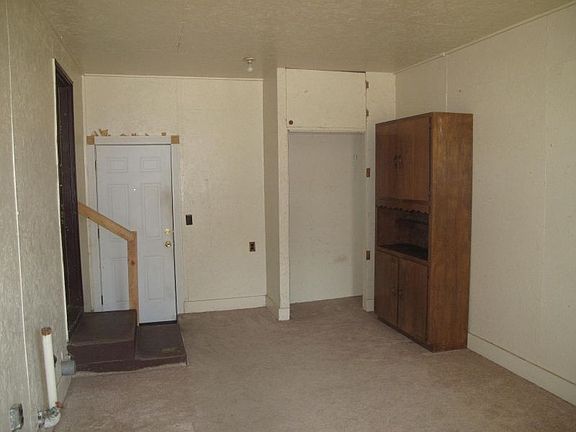 2nd image of 1516 Charles St