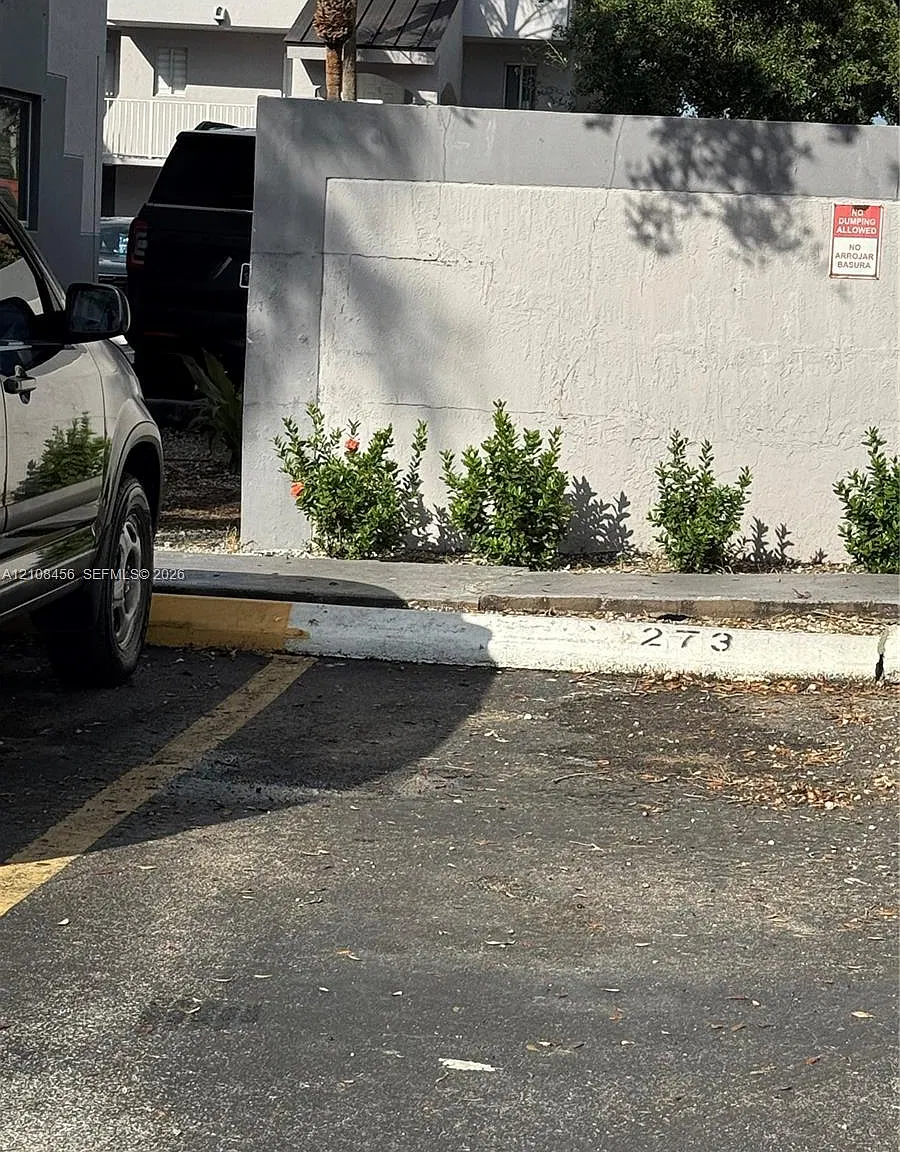 Terrazas Del Sol Condo — Photo 1
