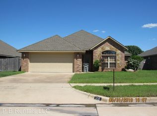 318 SW Boatsman Ave, Lawton, OK 73505