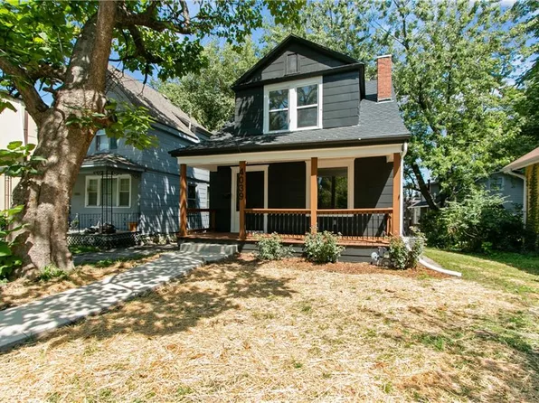 4039 Oak St, Kansas City, MO 64111