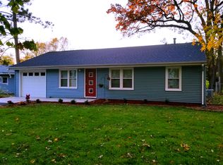 5215 N Ronald Rd, Peoria, IL 61614