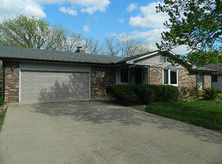 2006 Mound St, Winfield, KS 67156