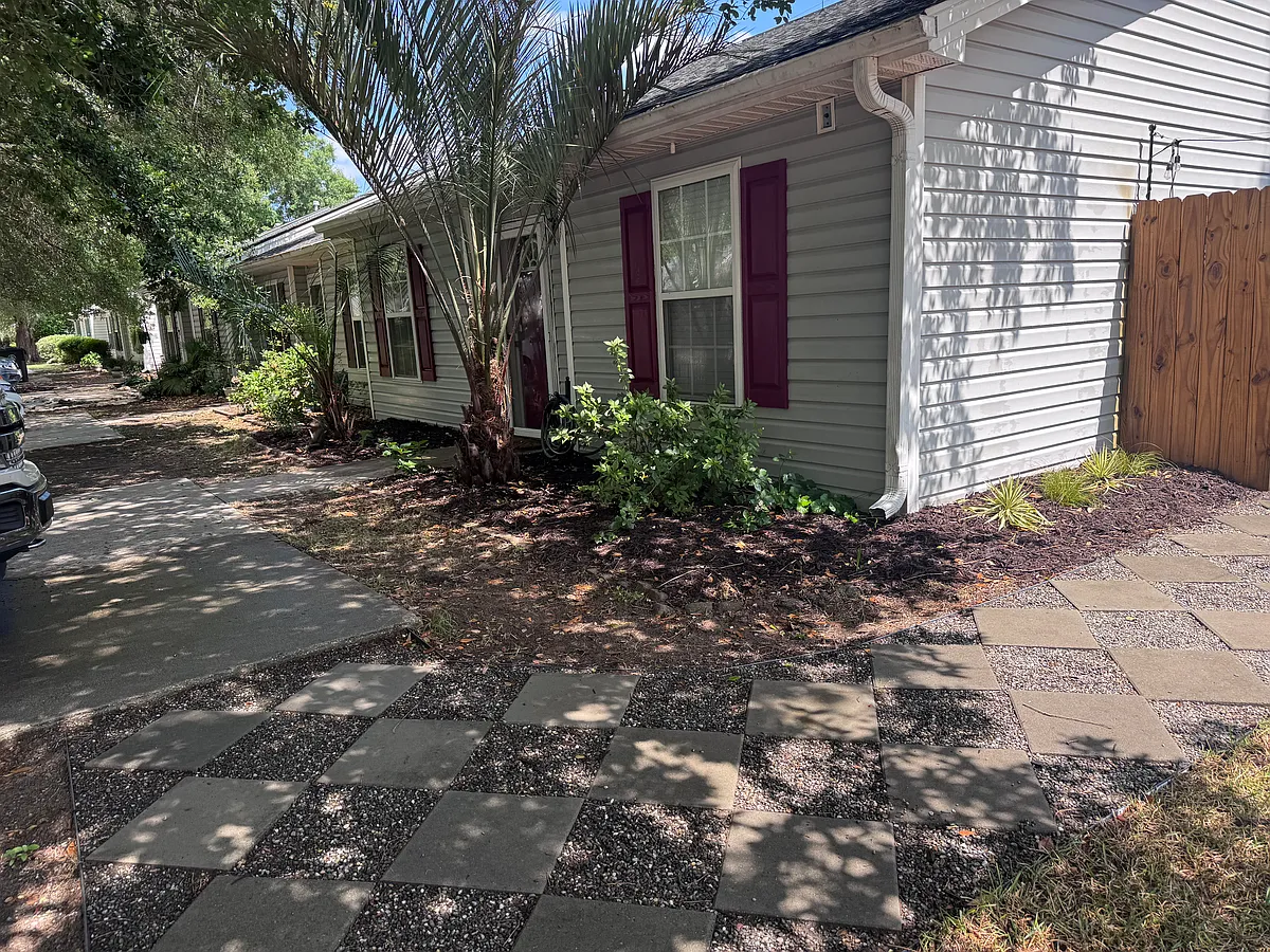 Building Photo - 1283 Apex Ln