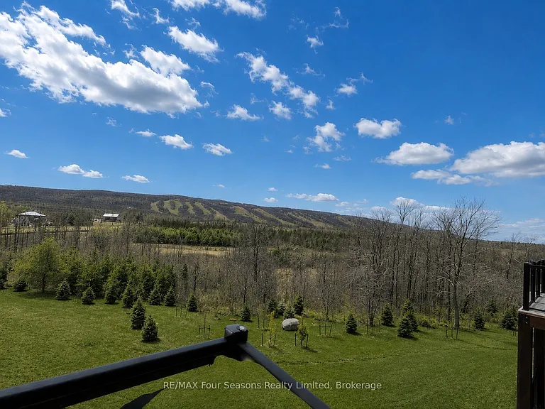 20 Beckwith Ln #407 — Photo 2