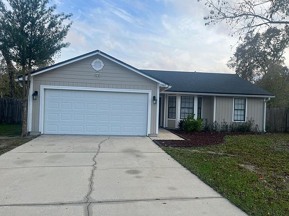4th image of 2967 Russell Oaks Dr