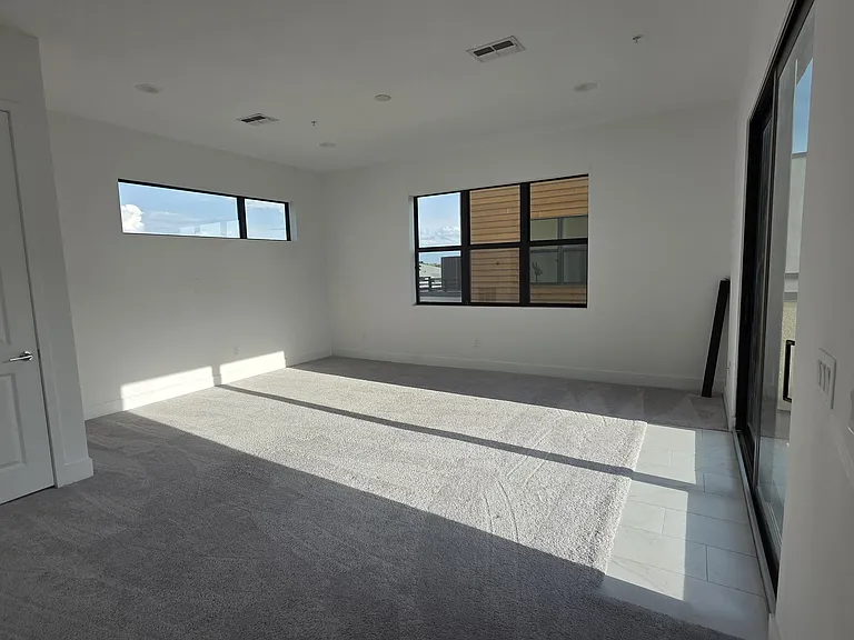 2511 N Grady Ave #6 — Photo 29
