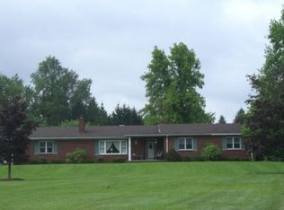 506 Reynolds Rd, Greenville, PA 16125