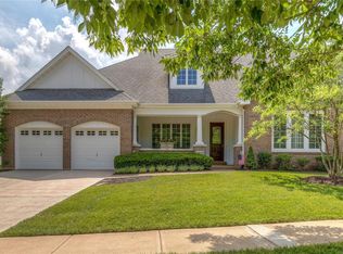 1910 Chesterfield Ridge Cir, Chesterfield, MO 63017
