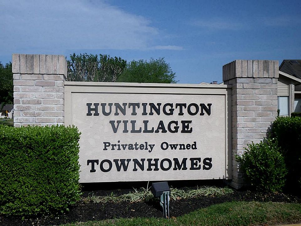 1st image of 10375 Huntington Place Dr