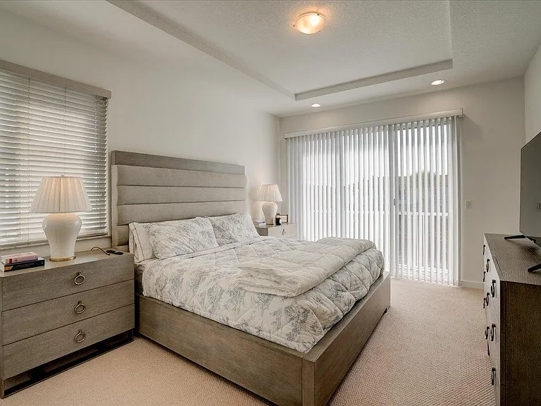 1451 Pioneer Way — Photo 31