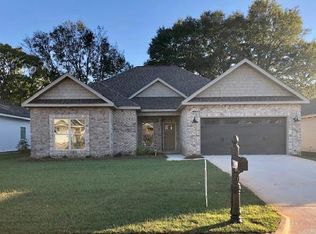 664 Valley Stream Dr, Enterprise, AL 36330