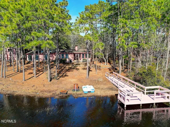201 N Lake Keziah Drive, Southport, NC 28461