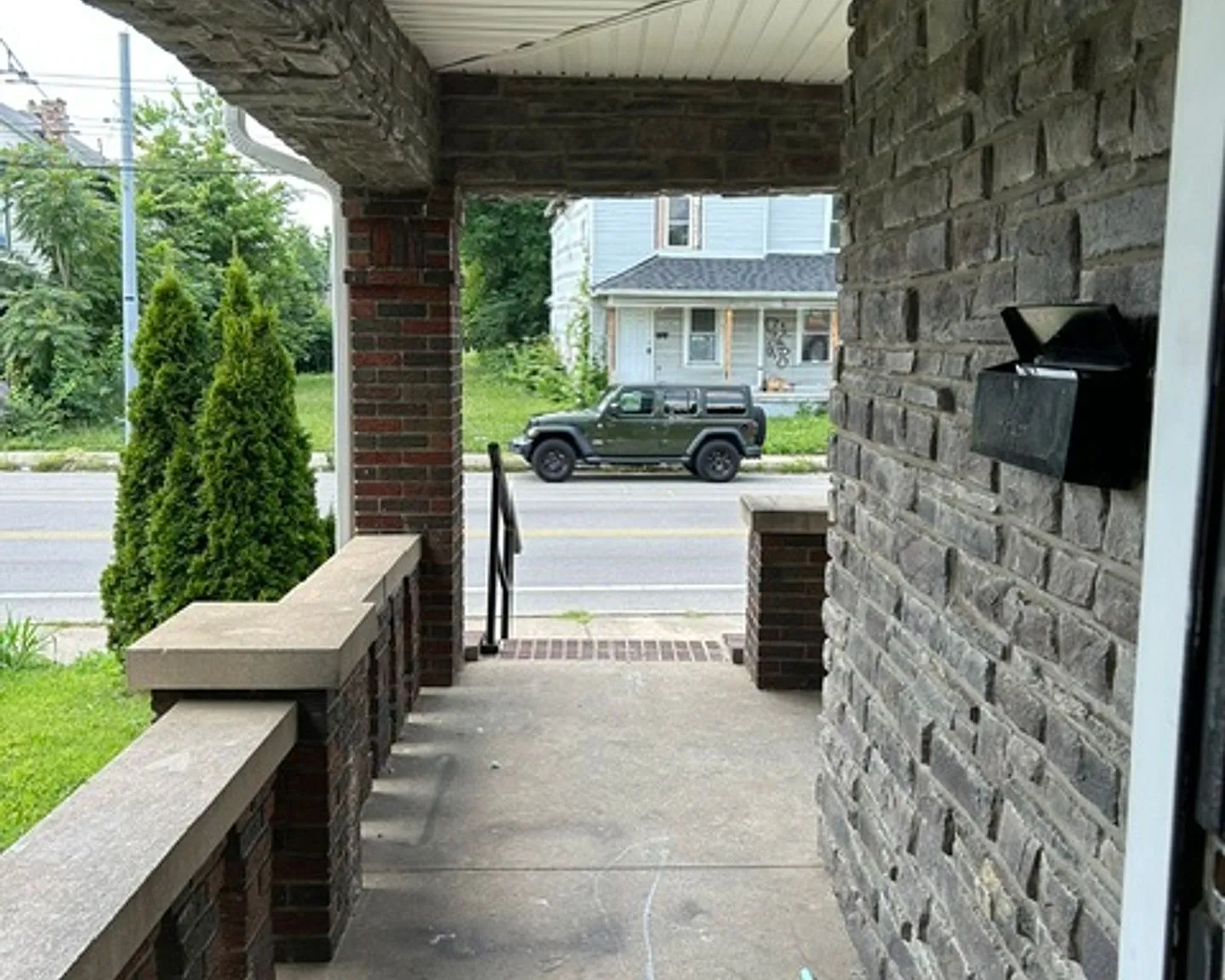 925 XENIA — Photo 3