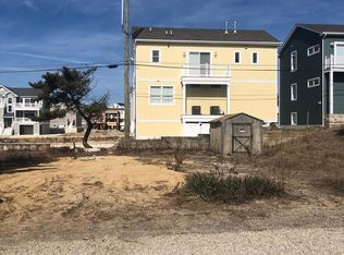 2 Surf Rd, Seaside Heights, NJ 08751