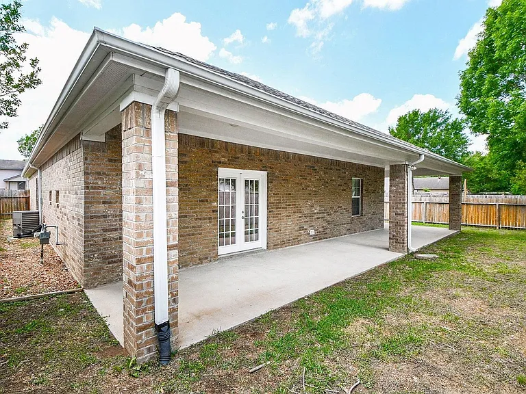 927 Grand Junction Dr — Photo 23