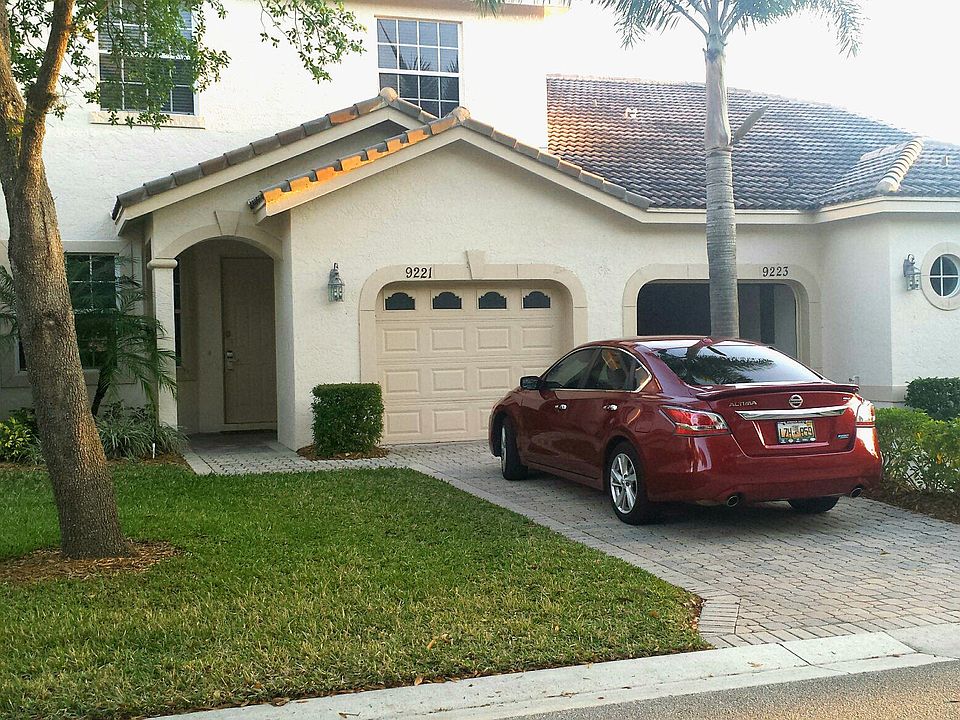 1st image of 9221 SW Wentworth Lane