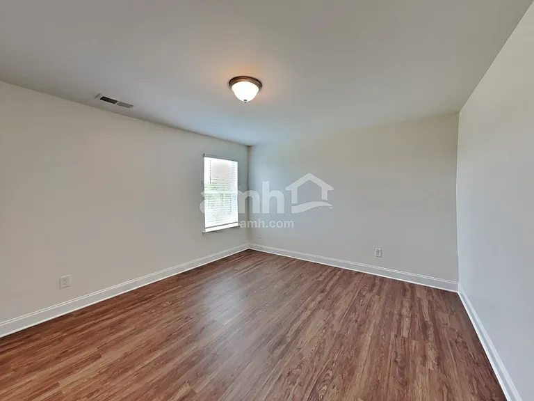151 Hazel Park Dr — Photo 16