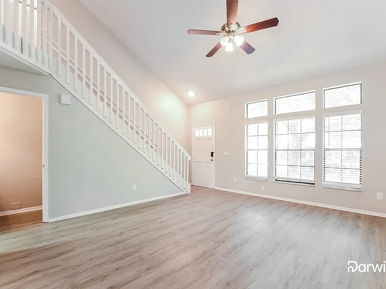 617 Charing Cross Ct — Photo 4