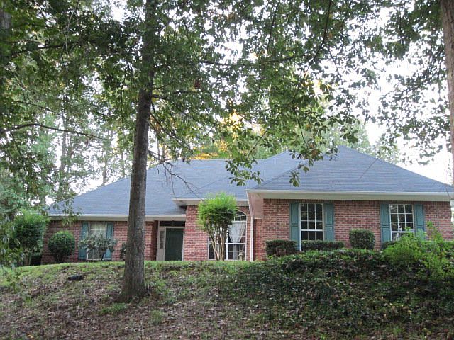 1st image of 203 Brookwood Dr