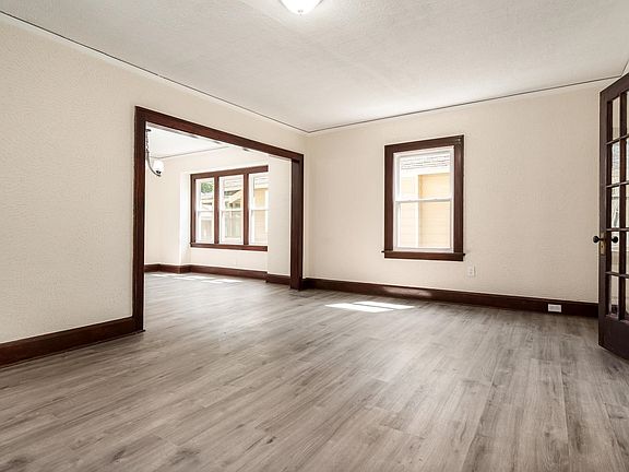 4th image of 621 Cottage Grove Ave