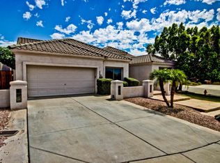 528 E Hiddenview Dr, Phoenix, AZ 85048
