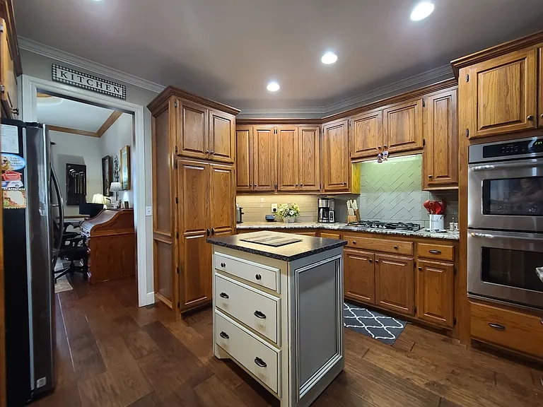 413 Hamptonridge Rd — Photo 50