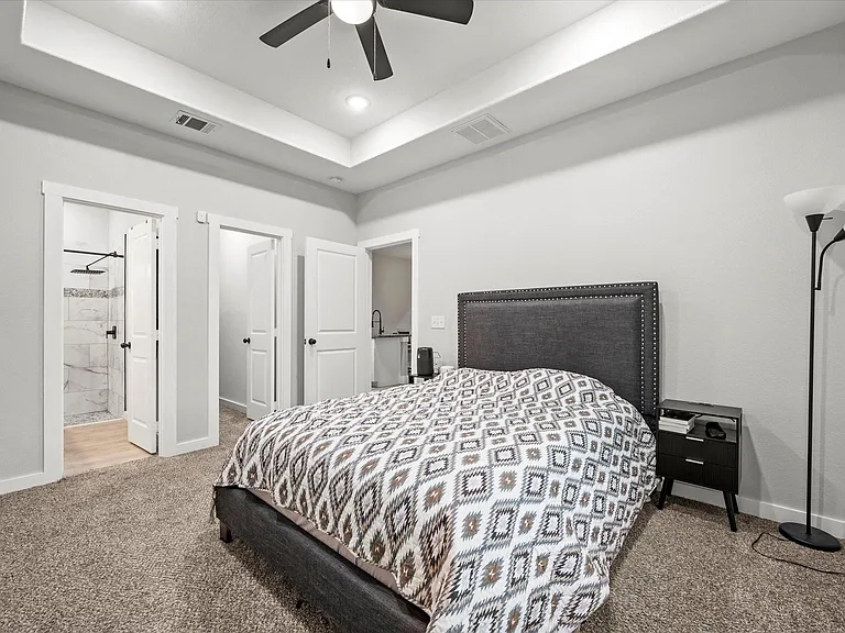 16322 Crockett Martin Estates Dr — Photo 9