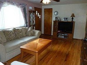 5th image of 231 Shannon Heights Dr