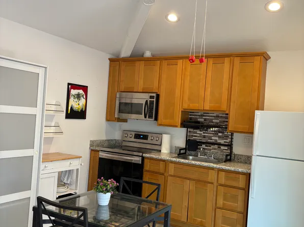 351 Cypress Ave, Sunnyvale, CA 94085