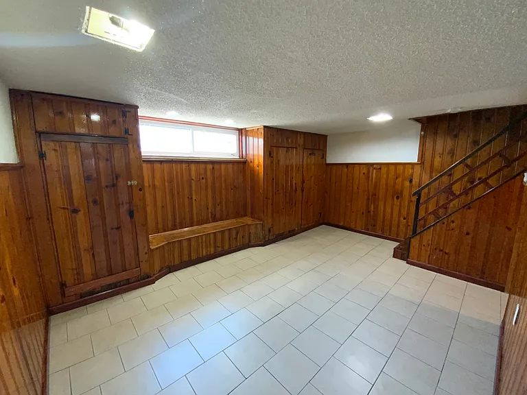 2545 S Bellford St — Photo 58