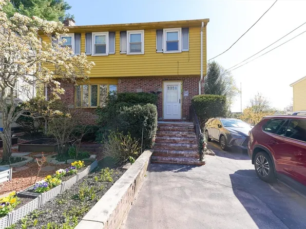 356 Quarry St, Quincy, MA 02169