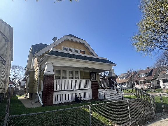 2nd image of 2875 N 25th STREET