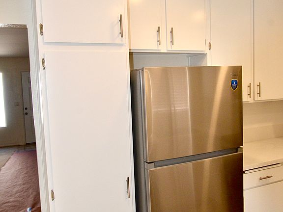 2nd image of 650 W Gonzales Rd APT 3