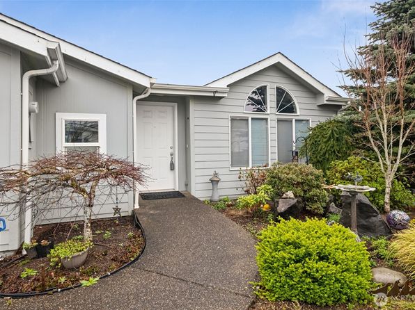 27317 217th Place SE #165, Maple Valley, WA 98038