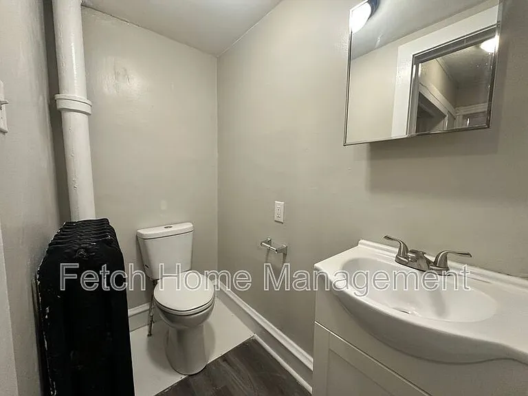 832 N 5th St #1 — Photo 1