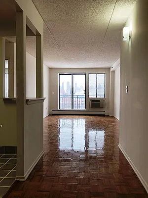 Rented by Prime Realty | media 21