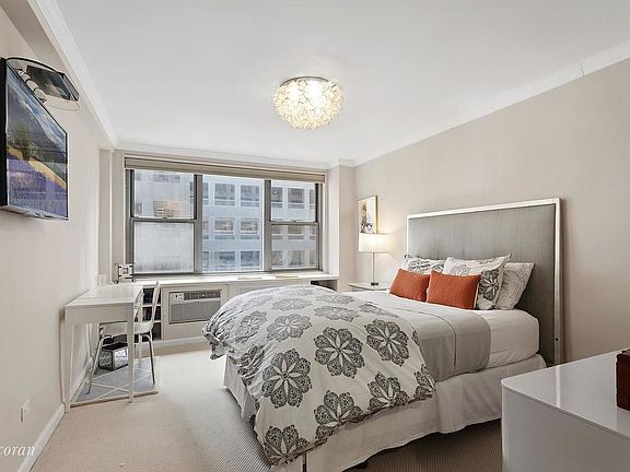 3rd image of 209 E 56th St APT 6D