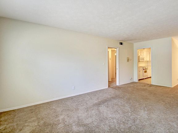 5th image of 1846 Mallory St APT 5