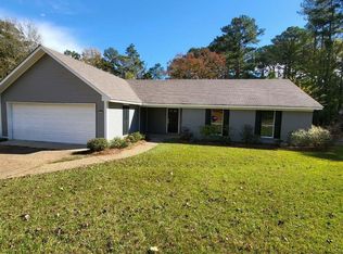 114 Sunline Dr, Brandon, MS 39042